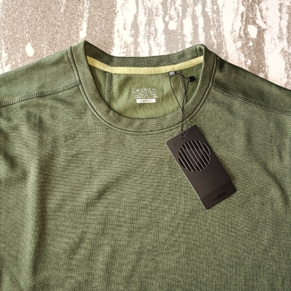 Motion Men's Performance Sweatshirt 🆕 Size Medium